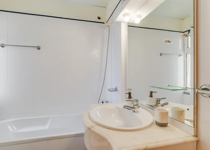 Sunset Horizon By Atlantic Estreito de Câmara de Lobos